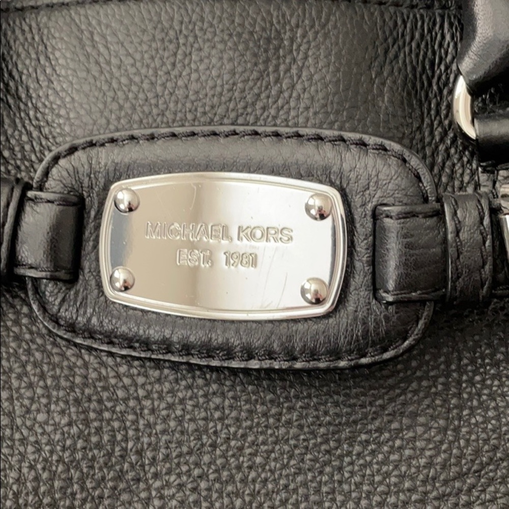 Michael Kors Purse - Picture 3 of 4